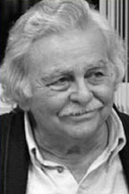 Искандер Хамраев