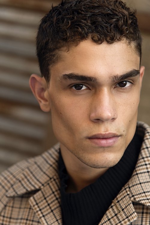 Мэттью Лорено