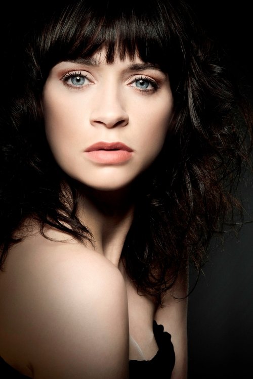 Шарлин Маккенна