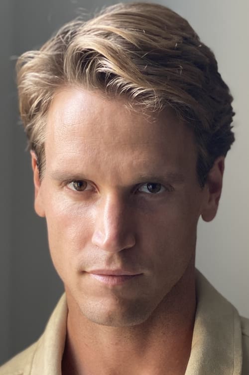 Тревор Ва�� Уден