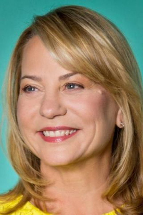 Джина Ха́ллас