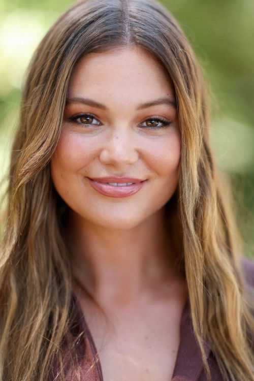 Оливия Холт