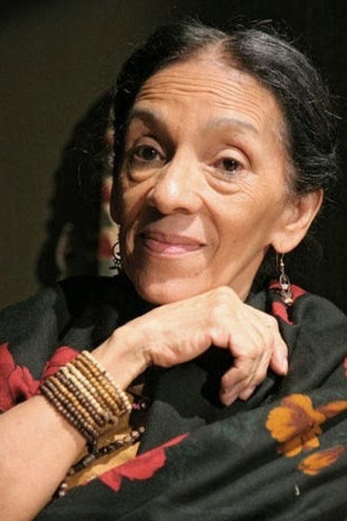 Луси Мартинес