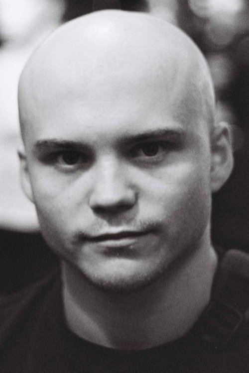 Сэм Саймонс