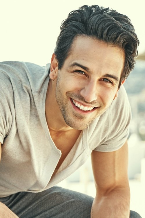 Дениз Акдениз