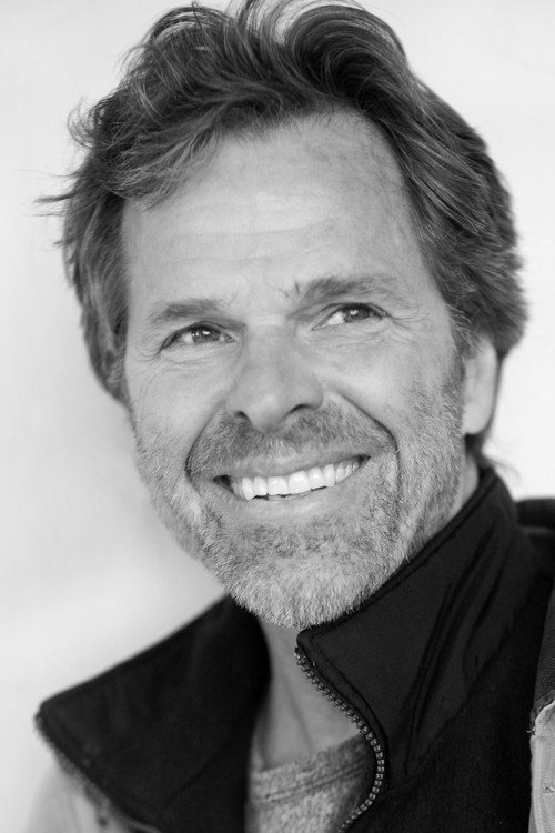 Джозеф Боттомс