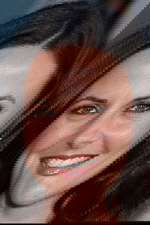 Джиа Каридес