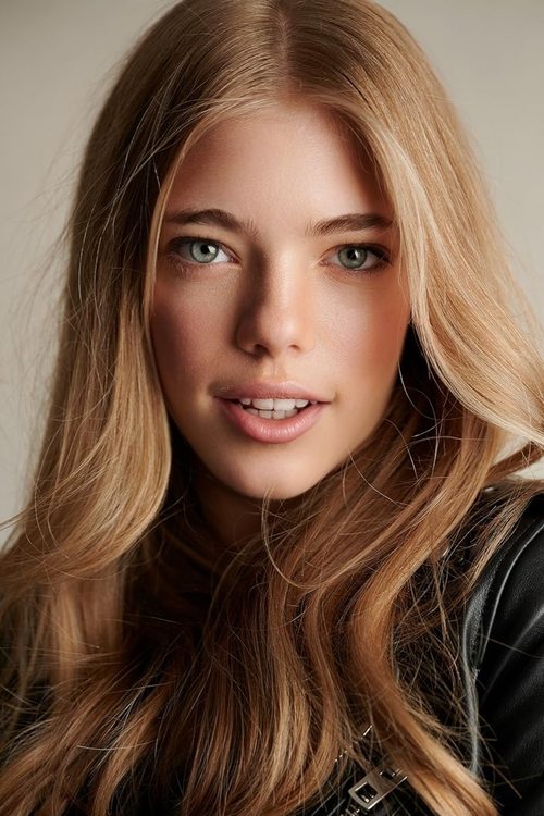 Эль МакКиннон