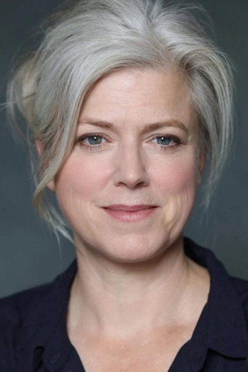 Кэролайн Харкер