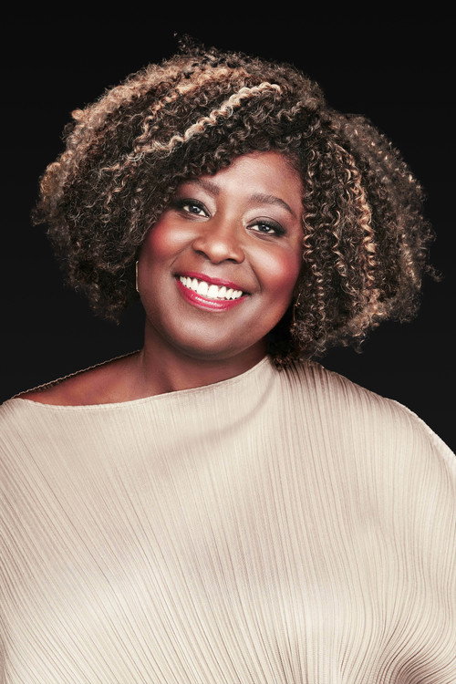 Дженнифер Холнесс