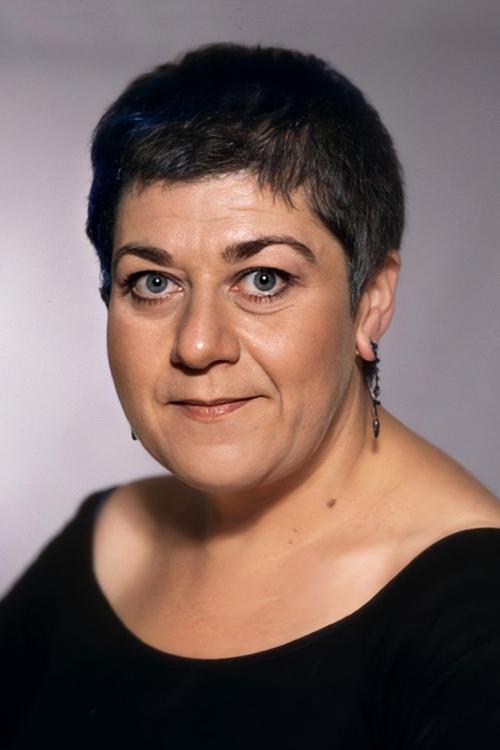 Серра Йылмаз