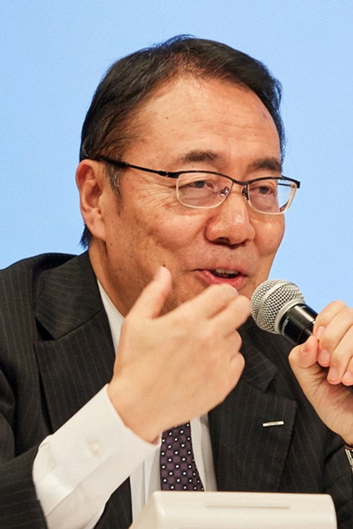 Йошио Такада