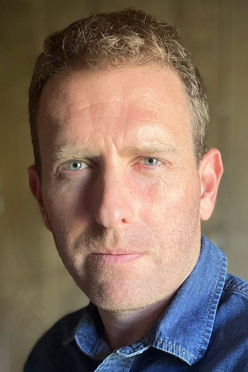 Трэвис Миллс